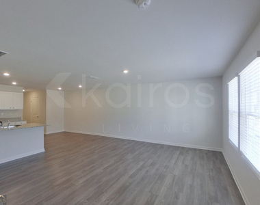 307 Ironwood Court - Photo Thumbnail 1