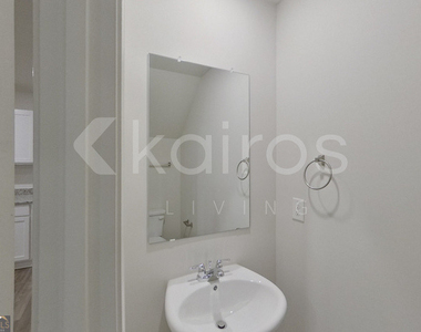 371 Ironwood Court - Photo Thumbnail 7