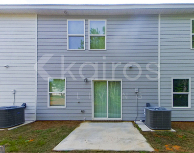 371 Ironwood Court - Photo Thumbnail 17