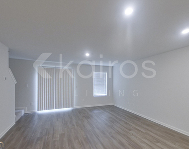 371 Ironwood Court - Photo Thumbnail 1