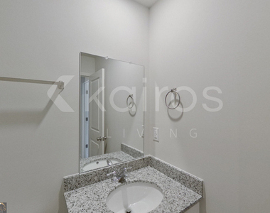 371 Ironwood Court - Photo Thumbnail 13