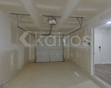 371 Ironwood Court - Photo Thumbnail 16