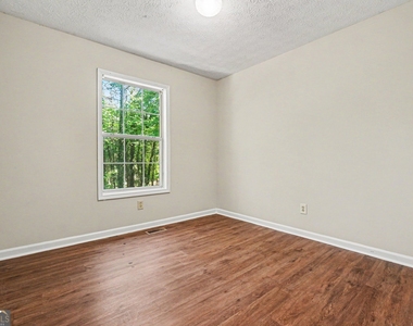 181 N Springs Drive - Photo Thumbnail 14