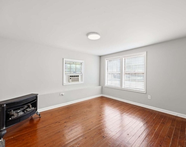 3638 E Main Street - Photo Thumbnail 5