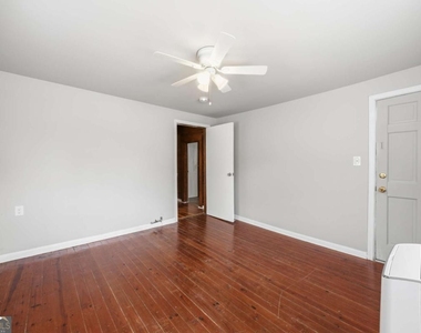 3638 E Main Street - Photo Thumbnail 12