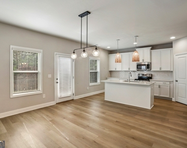 2099 Easterwood Terrace - Photo Thumbnail 5