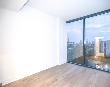 788 W Marietta Street Nw - Photo Thumbnail 15