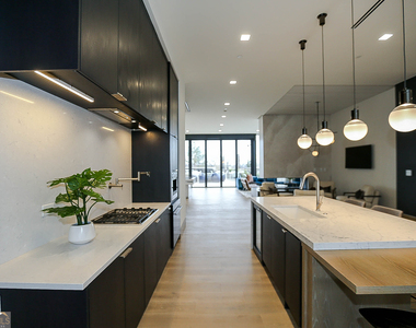 788 W Marietta Street Nw - Photo Thumbnail 44