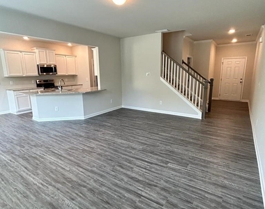44 Sepia Oak Drive - Photo Thumbnail 10