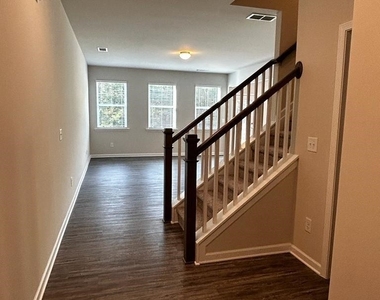 44 Sepia Oak Drive - Photo Thumbnail 9
