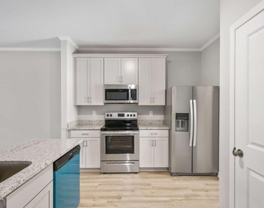 2826 Laurel Ridge Circle - Photo Thumbnail 7