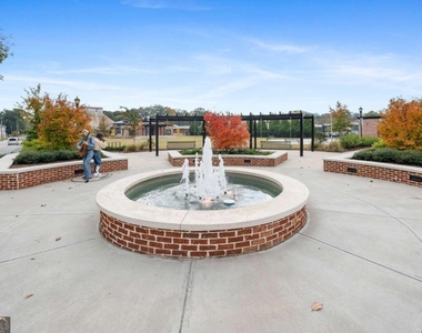 1007 New Lacy Street - Photo Thumbnail 19