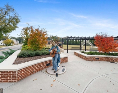 1007 New Lacy Street - Photo Thumbnail 22