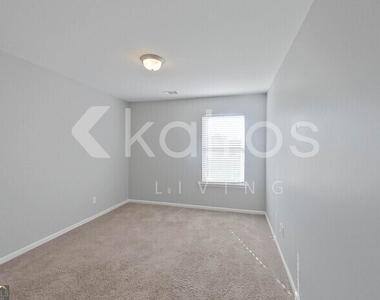 101 Saint Matthew Way - Photo Thumbnail 17
