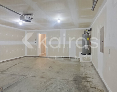 101 Saint Matthew Way - Photo Thumbnail 23