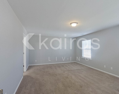 101 Saint Matthew Way - Photo Thumbnail 13