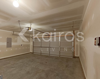 108 Saint Phillip Way - Photo Thumbnail 24