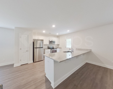 231 Western Red Cedar Drive - Photo Thumbnail 6
