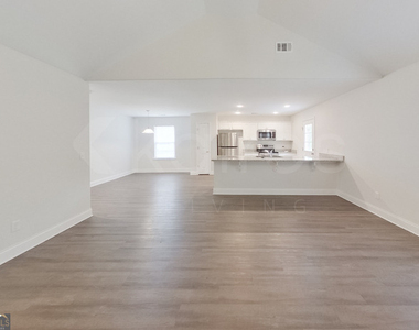 231 Western Red Cedar Drive - Photo Thumbnail 3