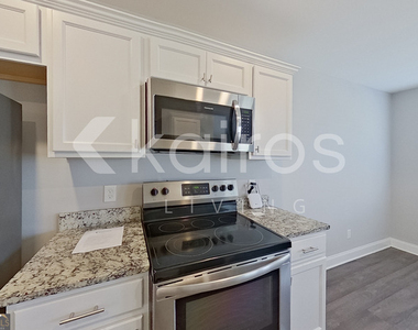 228 Western Red Cedar Drive - Photo Thumbnail 8