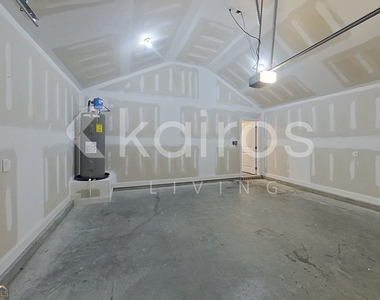 228 Western Red Cedar Drive - Photo Thumbnail 23