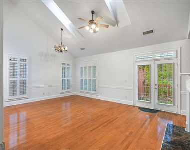 3405 Regent Place Sw - Photo Thumbnail 7