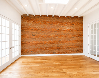 673 Knickerbocker Avenue - Photo Thumbnail 2