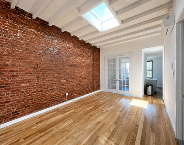 673 Knickerbocker Avenue - Photo Thumbnail 1