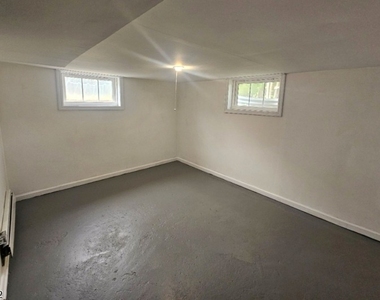 48 Bay St - Photo Thumbnail 16