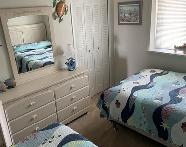 51 Hiering Avenue - Photo Thumbnail 23
