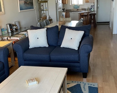 51 Hiering Avenue - Photo Thumbnail 10