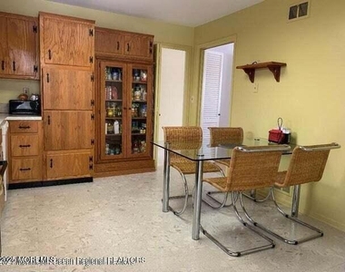 503 Wildwood Road - Photo Thumbnail 4