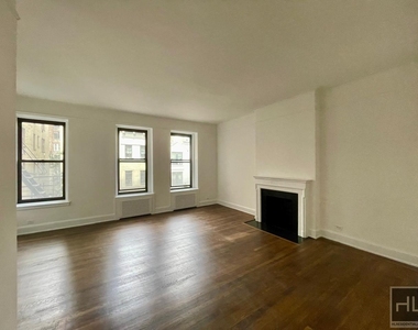 E 81st St - Photo Thumbnail 2