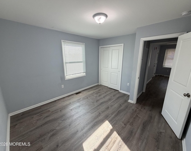 816 King Georges Road - Photo Thumbnail 10