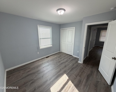 816 King Georges Road - Photo Thumbnail 12