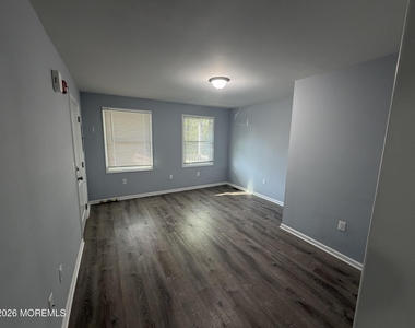 816 King Georges Road - Photo Thumbnail 6