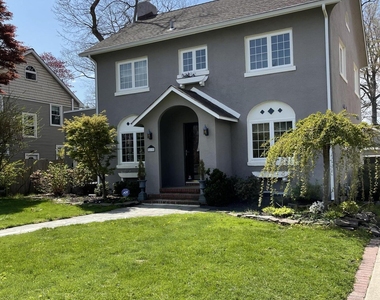 510 Blanchard Parkway - Photo Thumbnail 2
