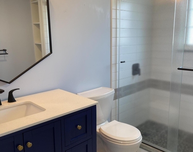 510 Blanchard Parkway - Photo Thumbnail 7