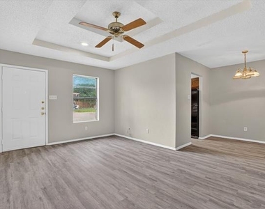 119 Del Rio Avenue - Photo Thumbnail 3