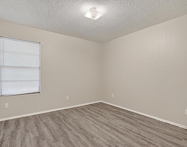 119 Del Rio Avenue - Photo Thumbnail 9