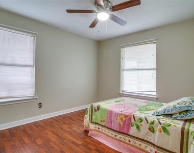 101 Teakwood Drive - Photo Thumbnail 18