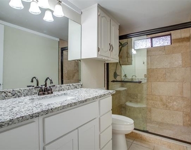 101 Teakwood Drive - Photo Thumbnail 22