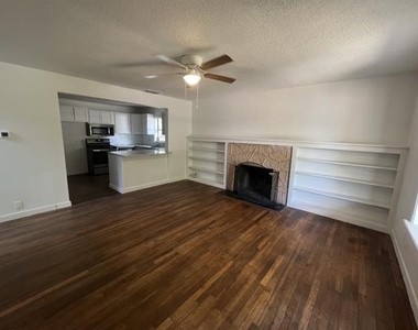 361 College Drive - Photo Thumbnail 7