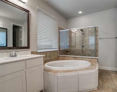 2811 Killdeer Trail - Photo Thumbnail 24