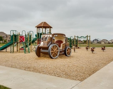 2811 Killdeer Trail - Photo Thumbnail 35