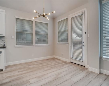 2811 Killdeer Trail - Photo Thumbnail 11
