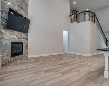 2811 Killdeer Trail - Photo Thumbnail 5