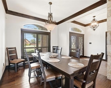 133 Prairie Creek Way - Photo Thumbnail 7