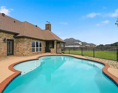 133 Prairie Creek Way - Photo Thumbnail 31