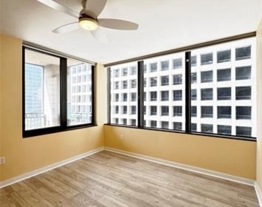 1200 Main Street - Photo Thumbnail 10